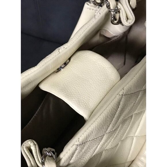 Authentic CHANEL Classic Timeless Caviar Expandable Tote Quilted Leather Bag CC - Picture 15 of 16